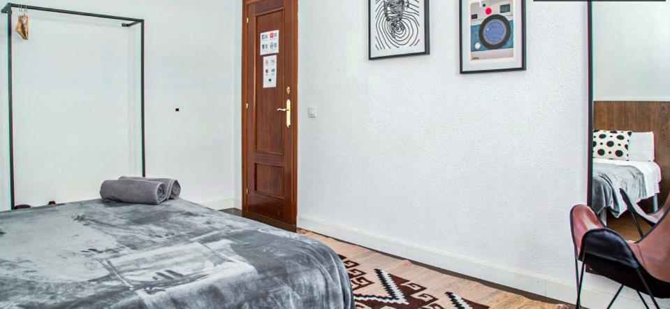 Traveller House Apartment Barcelona Luaran gambar